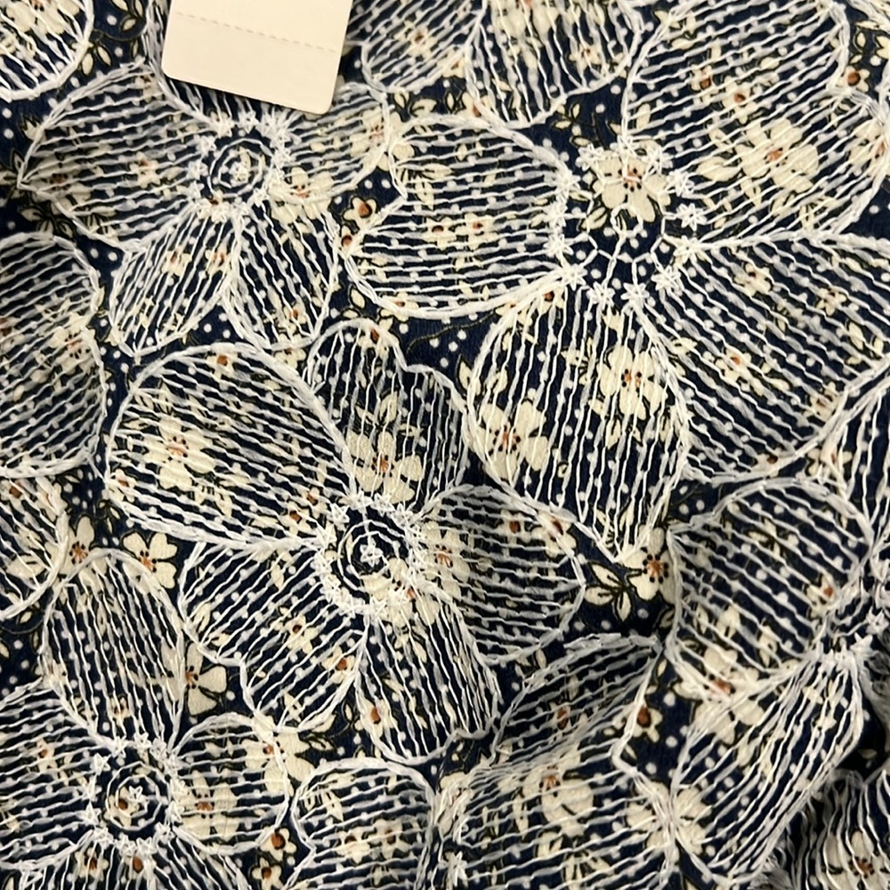 Anthropologie Adelyn Rae Navy & white floral print jumper. - Picture 7 of 7